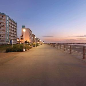 Surfbreak Virginia Beach Oceanfront, Ascend Hotel Collection